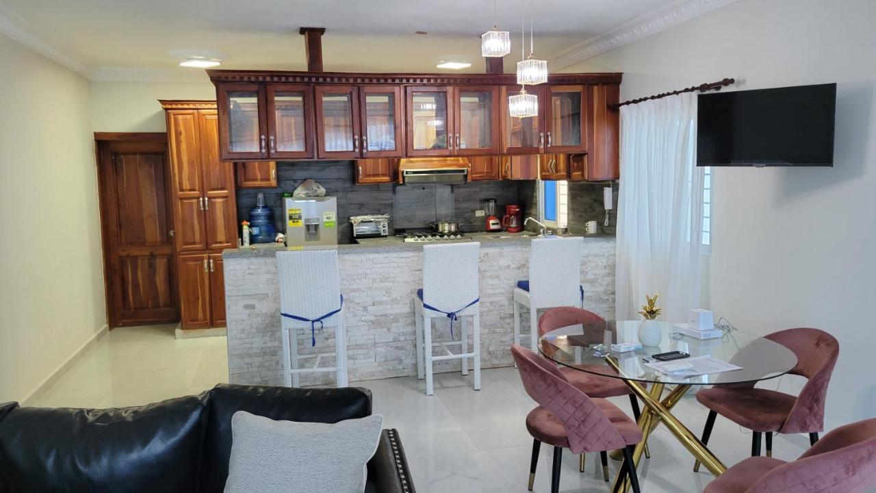 Madome Aparta Hotel Pedernales Buitenkant foto