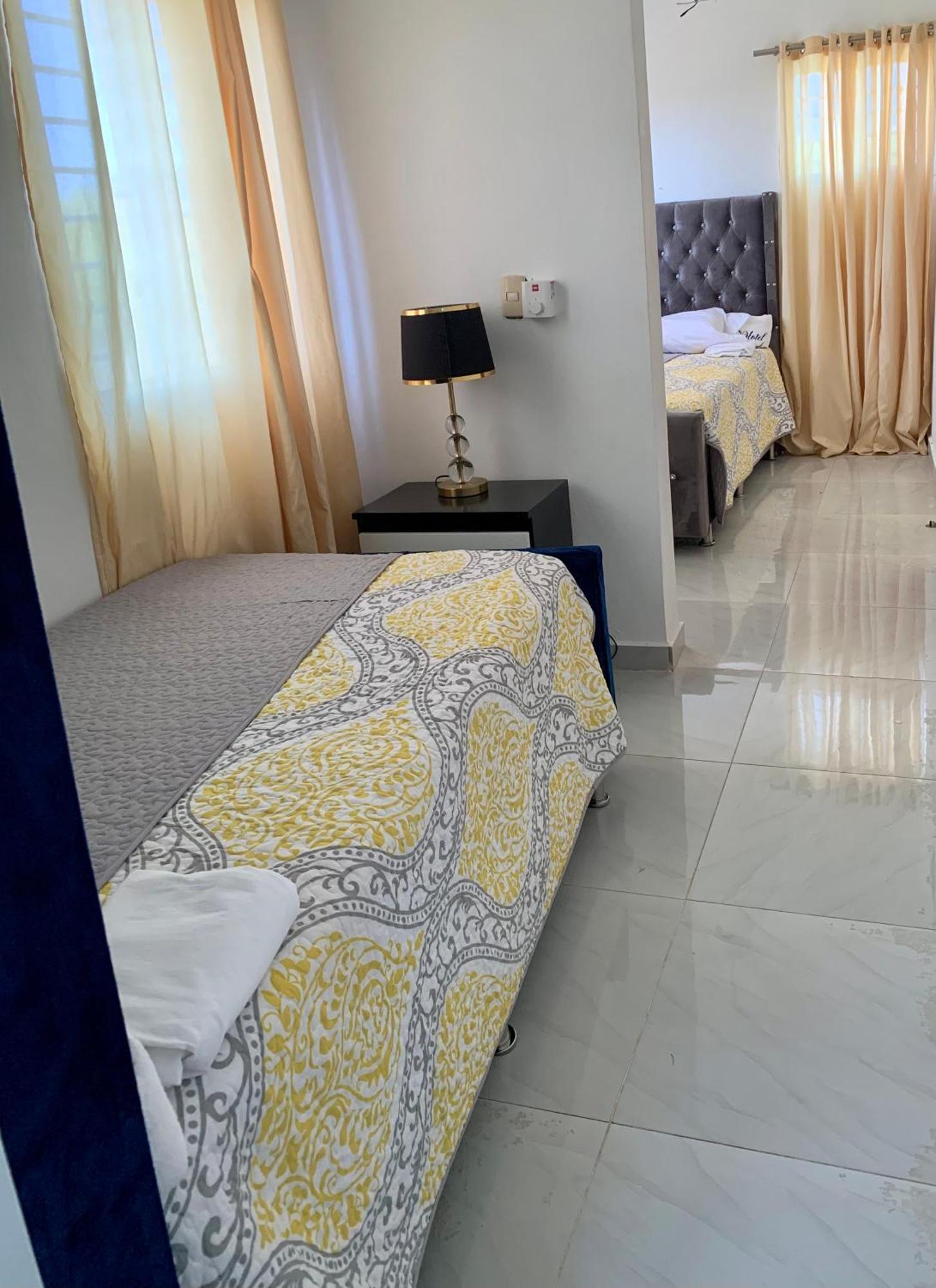 Madome Aparta Hotel Pedernales Buitenkant foto