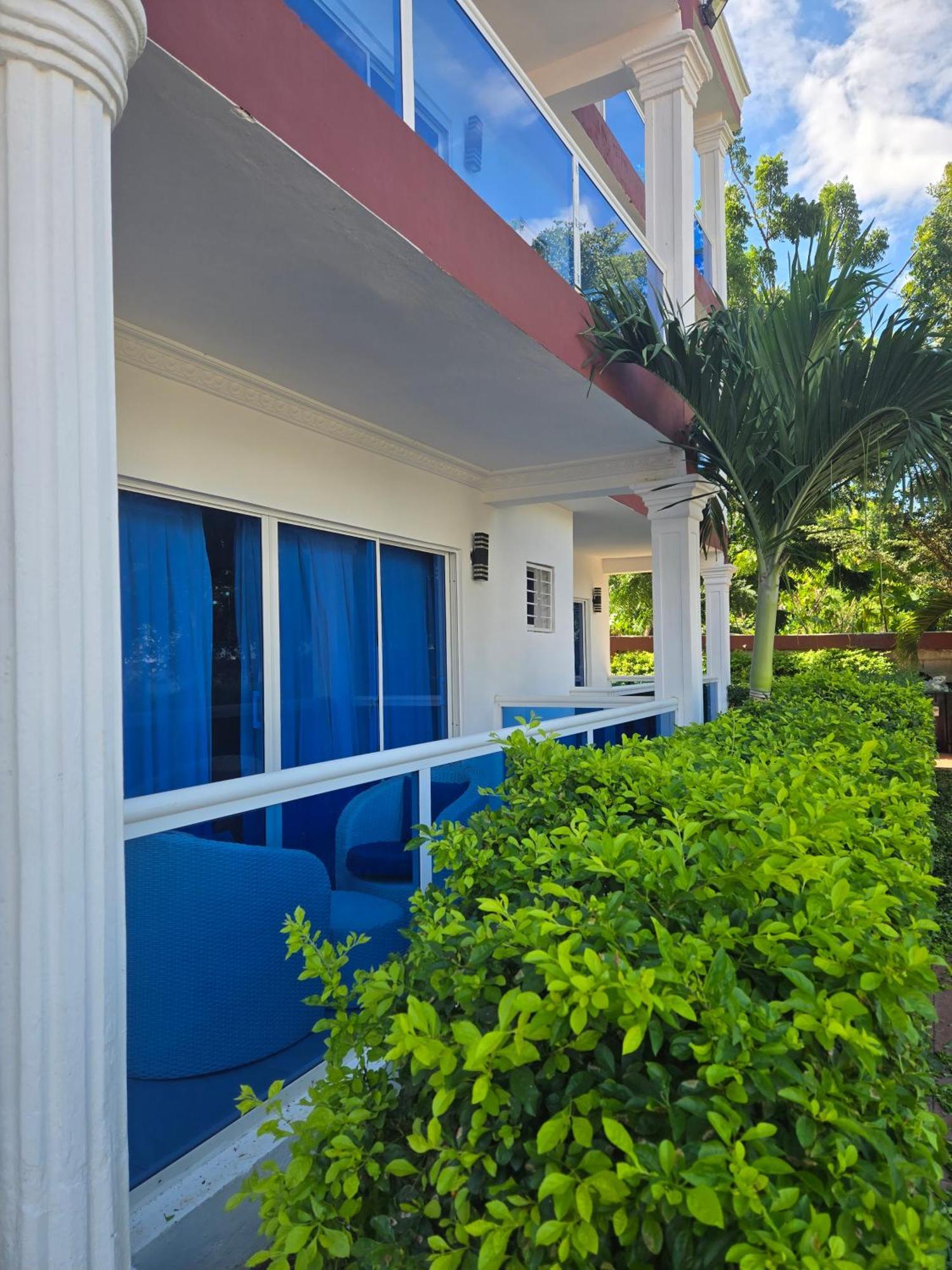 Madome Aparta Hotel Pedernales Buitenkant foto